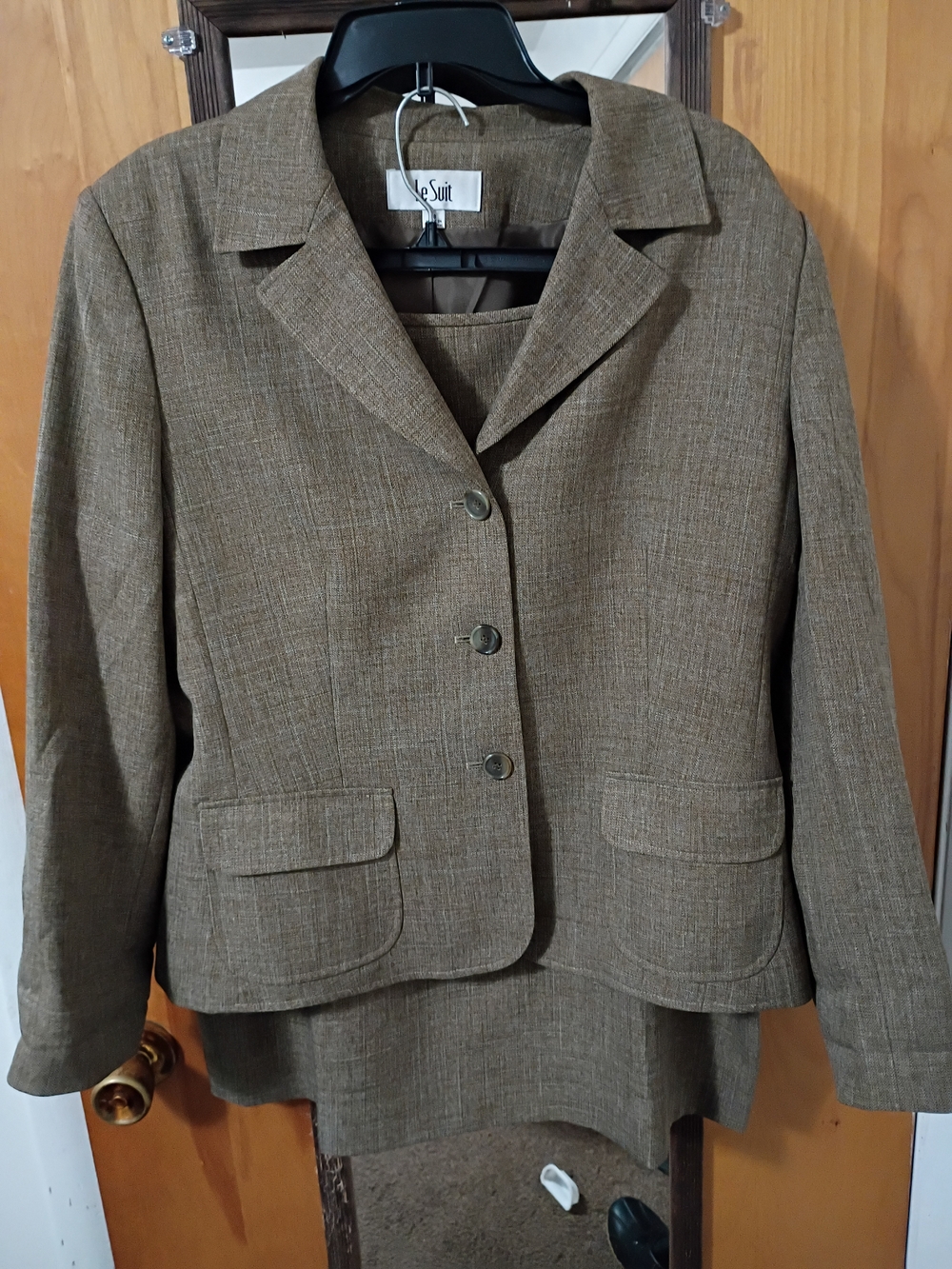 Le Suit Women's Tailored Olive-Brown Blazer